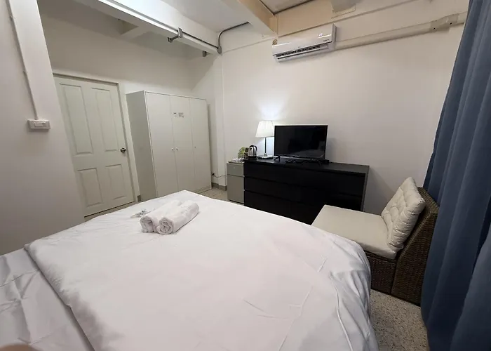 Twenty Two Place Sukhumvit 22 3*